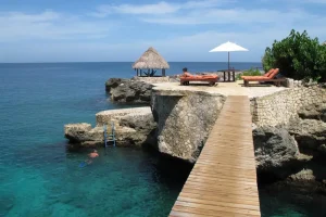 Boutique hotel perched on the dramatic cliffs of Negril West End in Jamaica
