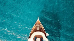 Yacht crew services specialist based in the Cayman Islands
